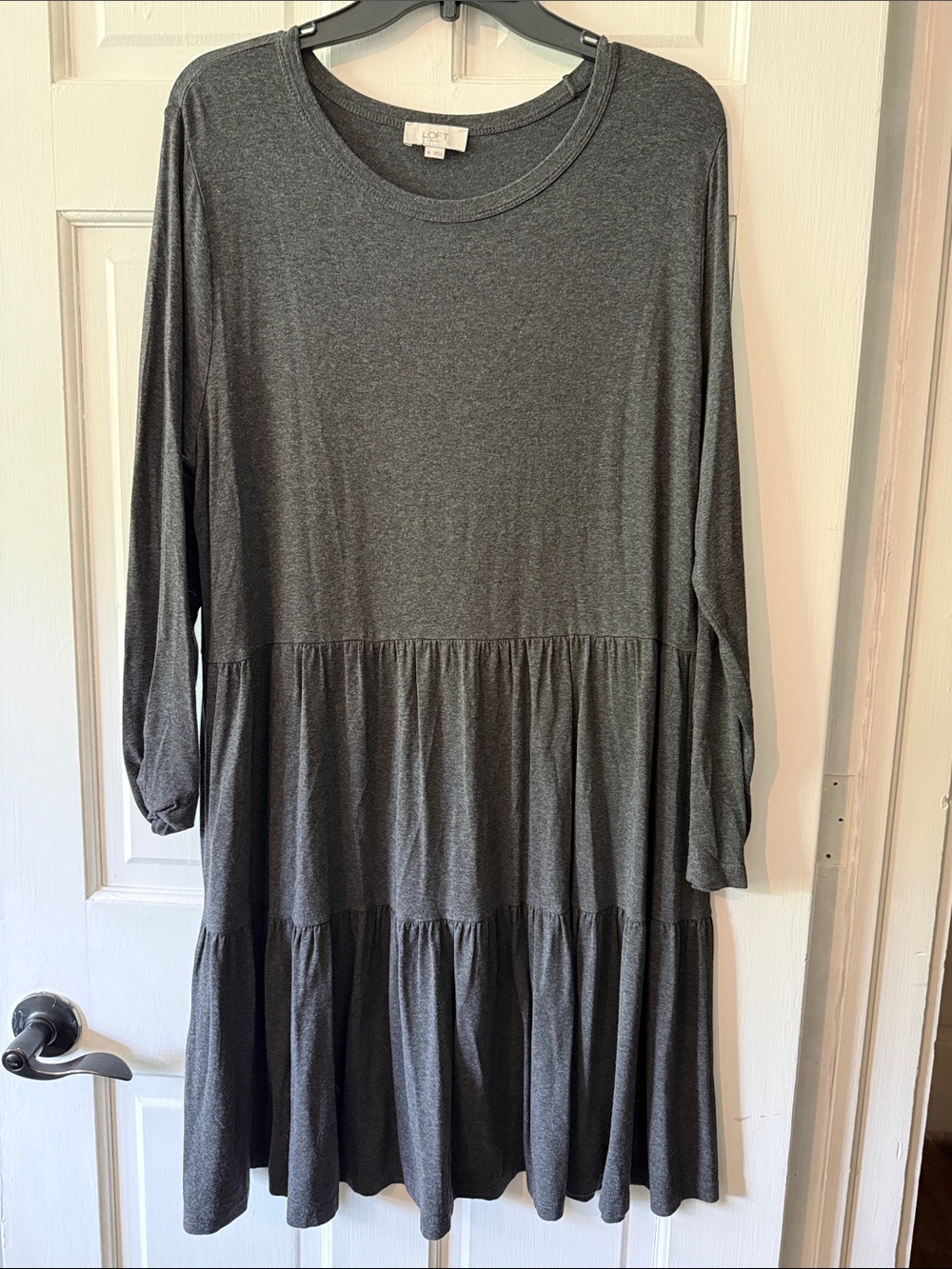 LOFT Charcoal Tiered Long Sleeve Dress